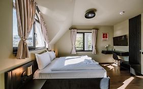 Motel Oasis